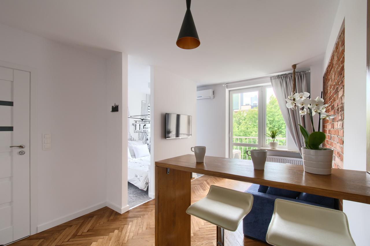 Station - Wilcza Apartment Warschau